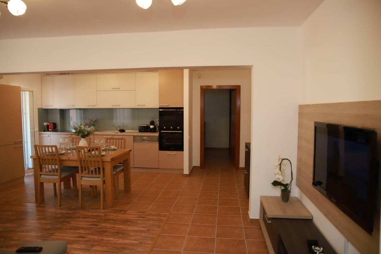 Cozy Apartment In Braşov Buitenkant foto